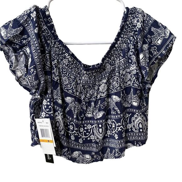 NEW Sequin Hearts Blue & White Elephant Print Crop Top Off the Shoulder Small S - Picture 2 of 7